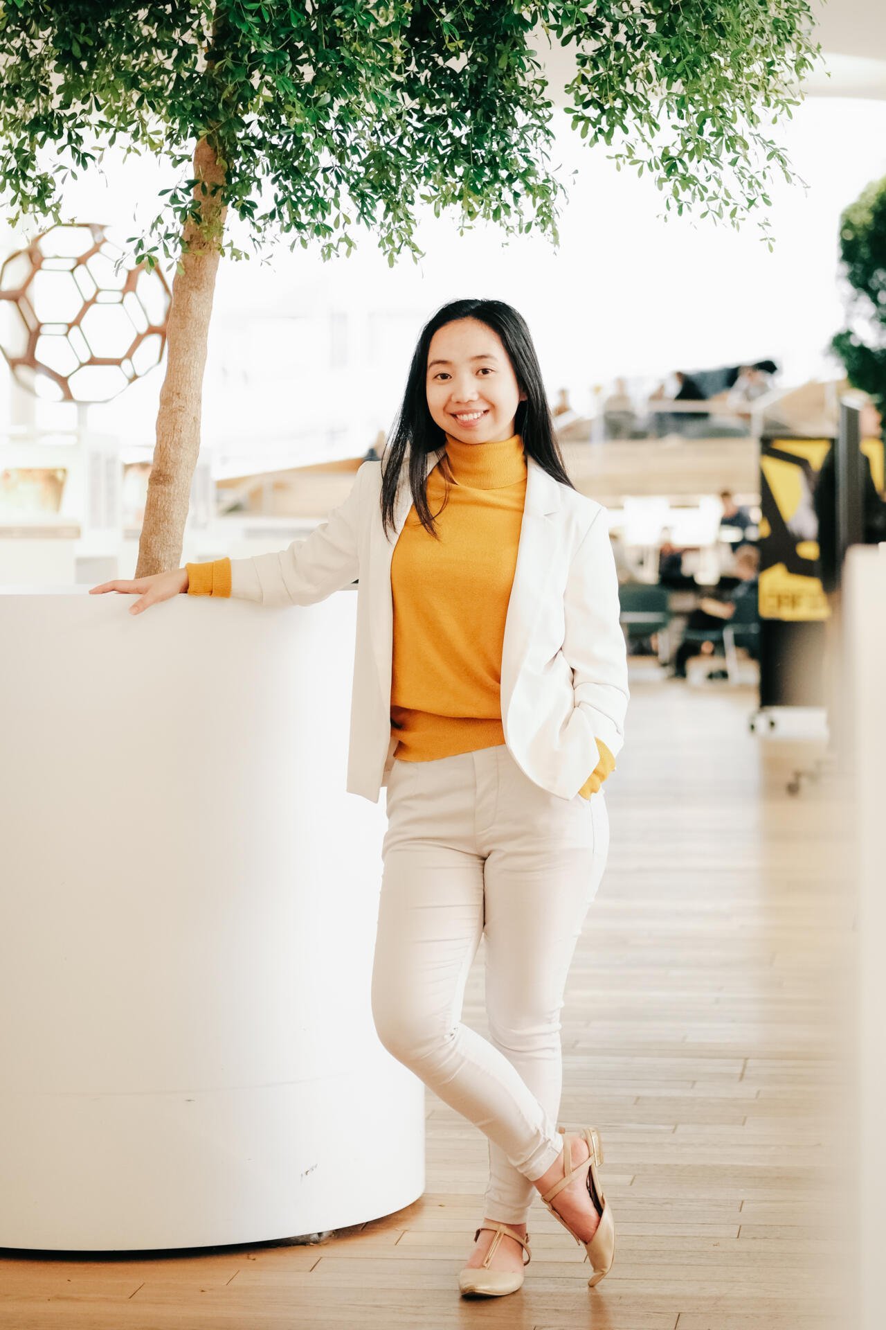 digital marketing specialist - design and disrupt laila